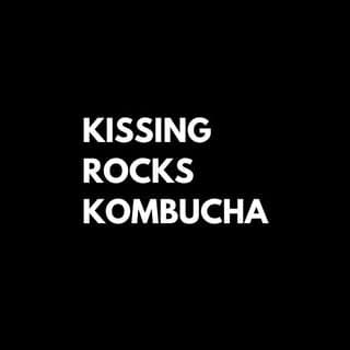 Kissing Rocks Komboucha